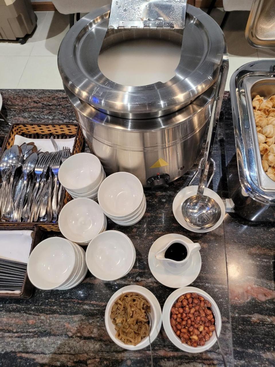 Thanh Long Hotel - Tra Khuc 호치민 외부 사진